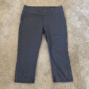 Alo Yoga Gray Capris